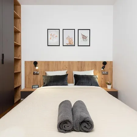 Romanowicza Prestige Place Apartment